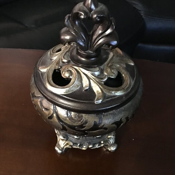 Home Decor-Display Dish-Candy Dish - Picture 3 of 4